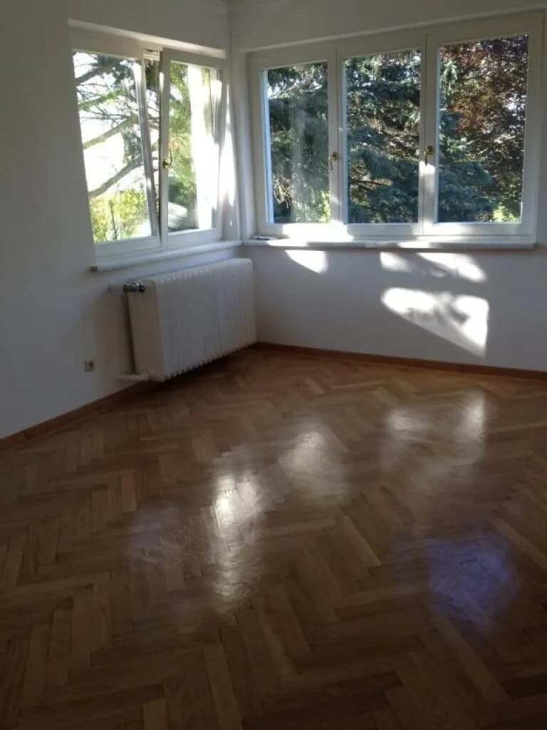 6-Zimmer-Haus mieten in Wien – 140 m², € 4.213 – Bild 3 von 8