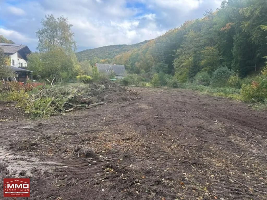 Grundstück kaufen in Tulln – 1 330 m², € 125.000 – Bild 1 von 20