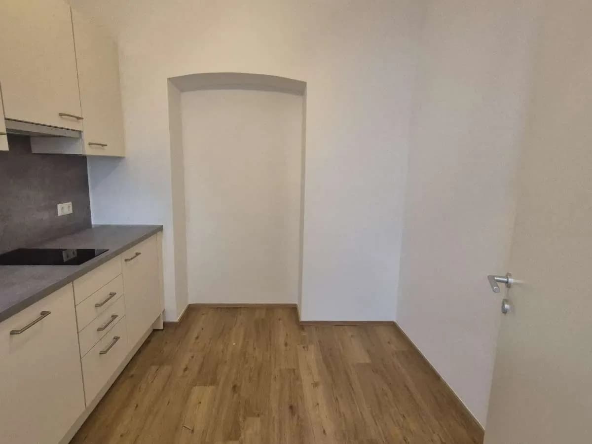 3-Zimmer-Gewerbeimmobilie mieten in Wien – 60 m², € 920 – Bild 8 von 9