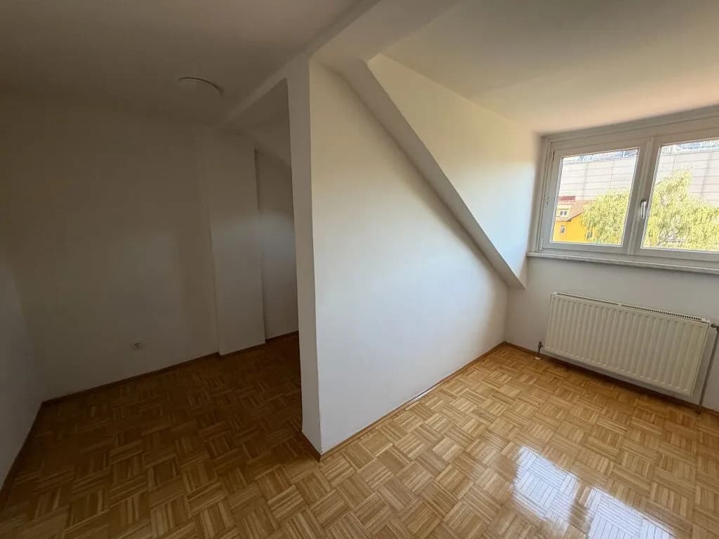 Wohnung mieten in Leoben – 52 m², € 422 – Bild 3 von 5