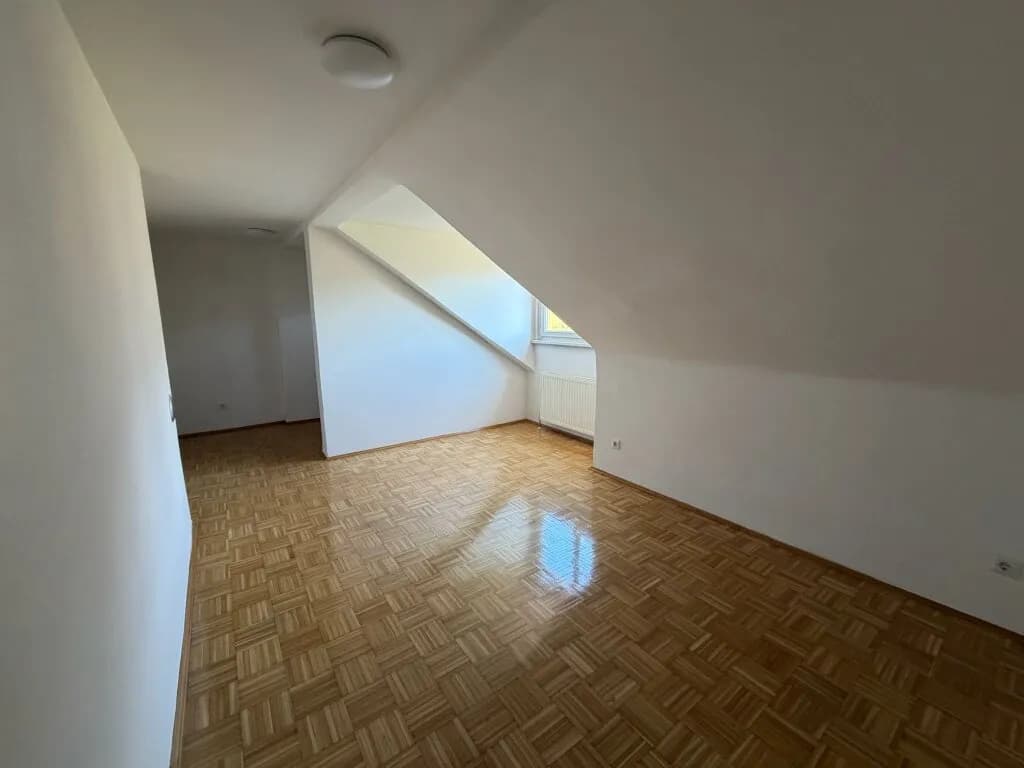 Wohnung mieten in Leoben – 52 m², € 422 – Bild 4 von 5