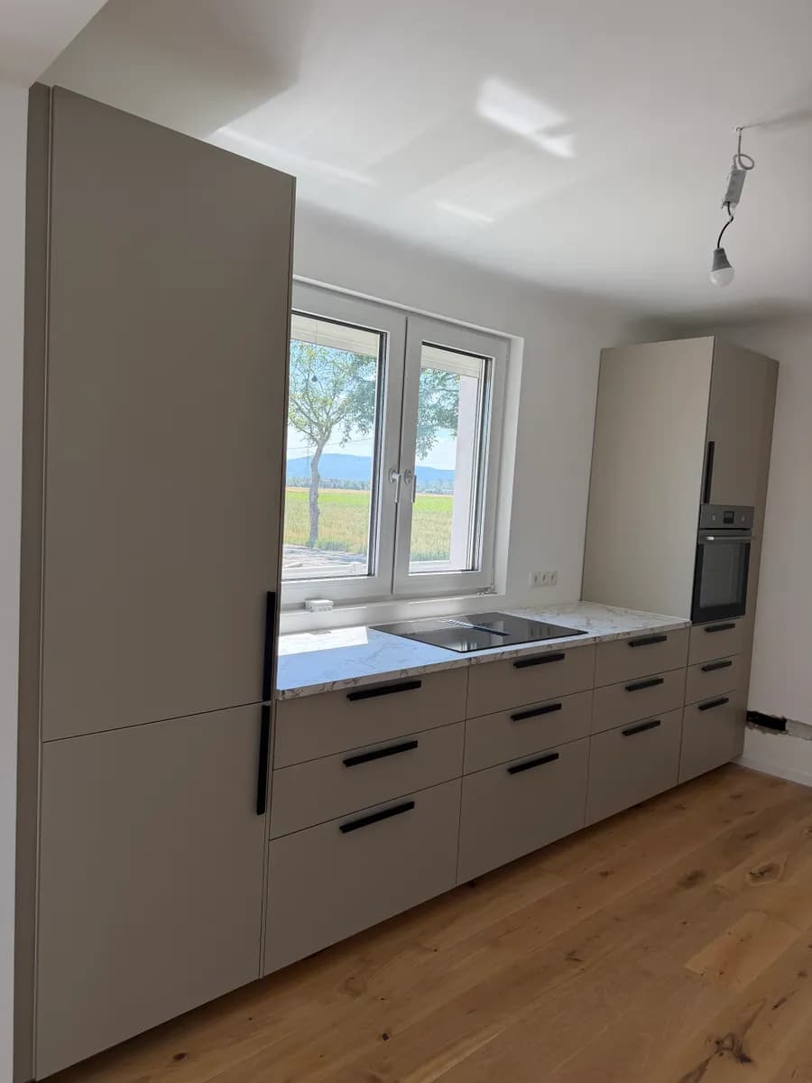 5-Zimmer-Haus mieten in Bruck an der Leitha – 180 m², € 3.499 – Bild 18 von 19