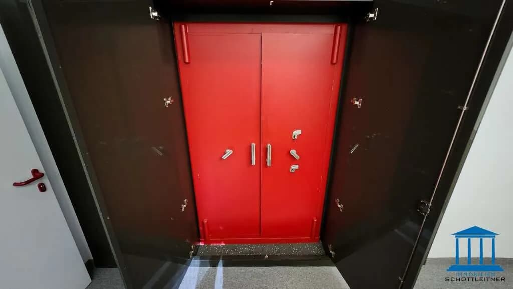 Gewerbeimmobilie mieten in Wiener Neustadt – 908 m², € 9.028 – Bild 24 von 52