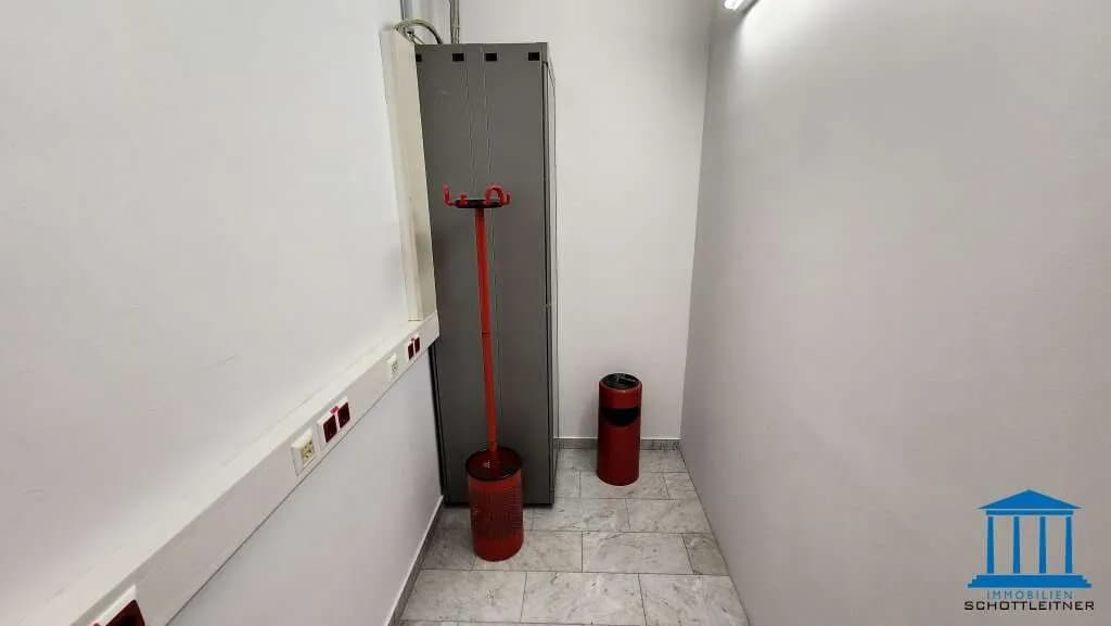 Gewerbeimmobilie mieten in Wiener Neustadt – 908 m², € 9.028 – Bild 38 von 52