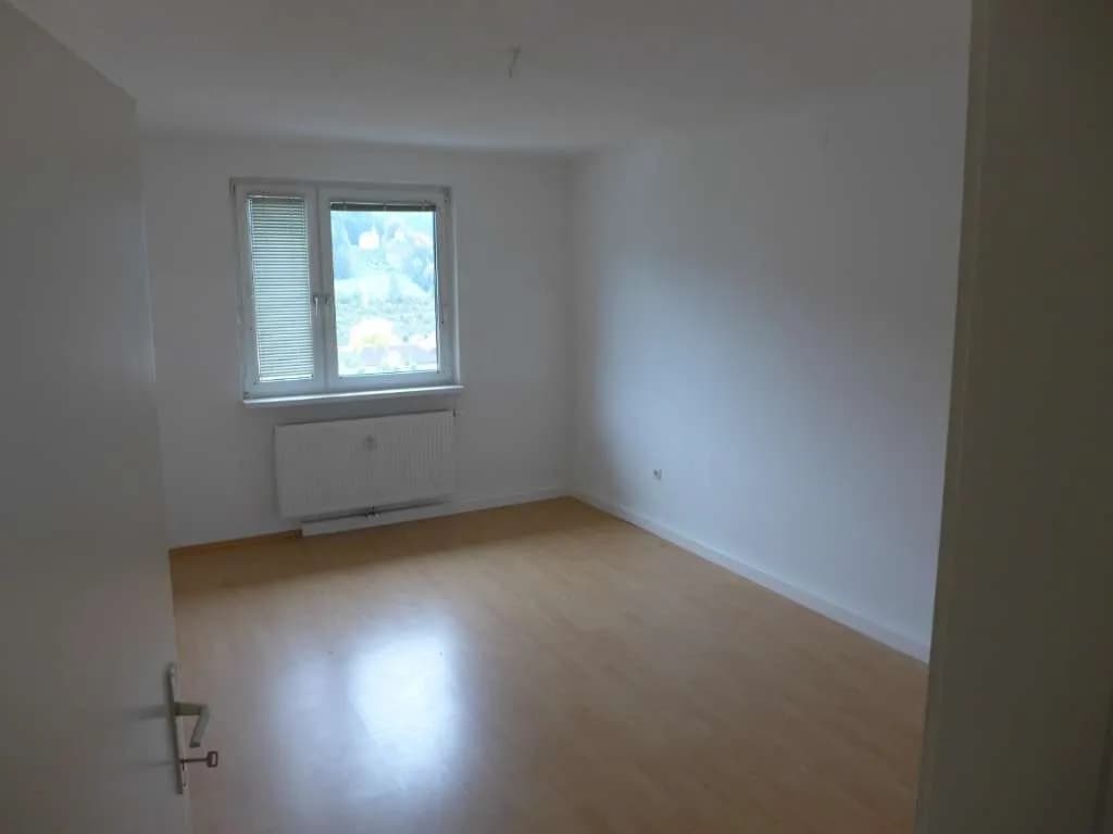 3-Zimmer-Wohnung mieten in Leoben – 64 m², € 444 – Bild 3 von 3