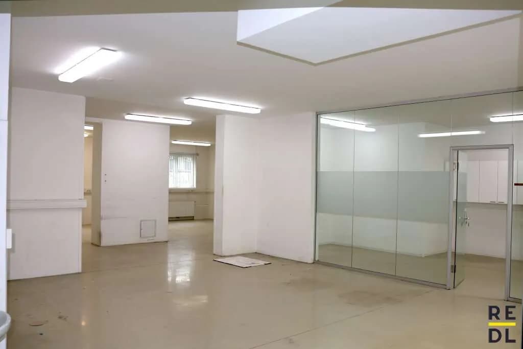 25-Zimmer-Gewerbeimmobilie mieten in Wien – 947 m², € 11 – Bild 3 von 14