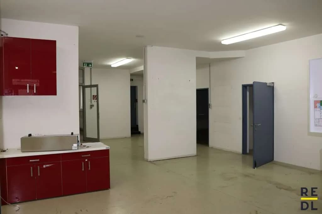 25-Zimmer-Gewerbeimmobilie mieten in Wien – 947 m², € 11 – Bild 9 von 14