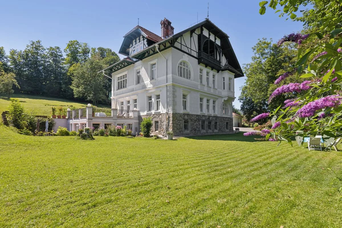 15-Zimmer-Haus kaufen in Amstetten – 565 m²