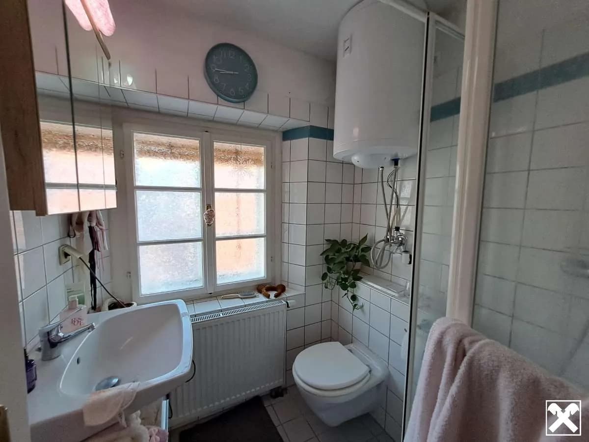 2-Zimmer-Wohnung kaufen in Baden – 37 m², € 100.000 – Bild 4 von 6