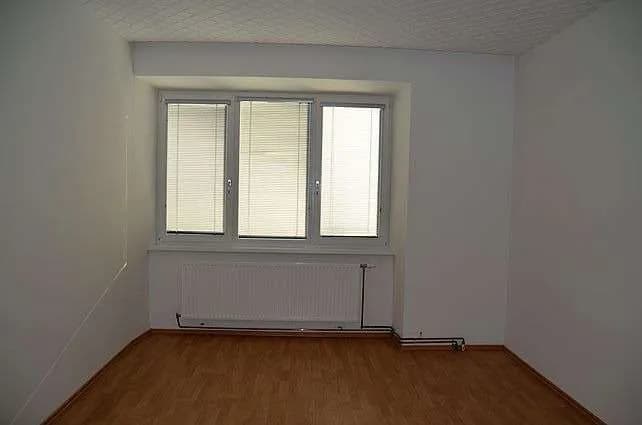 5-Zimmer-Wohnung mieten in Mistelbach – 140 m², € 850 – Bild 7 von 25