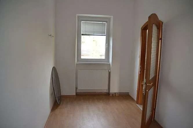 5-Zimmer-Wohnung mieten in Mistelbach – 140 m², € 850 – Bild 9 von 25