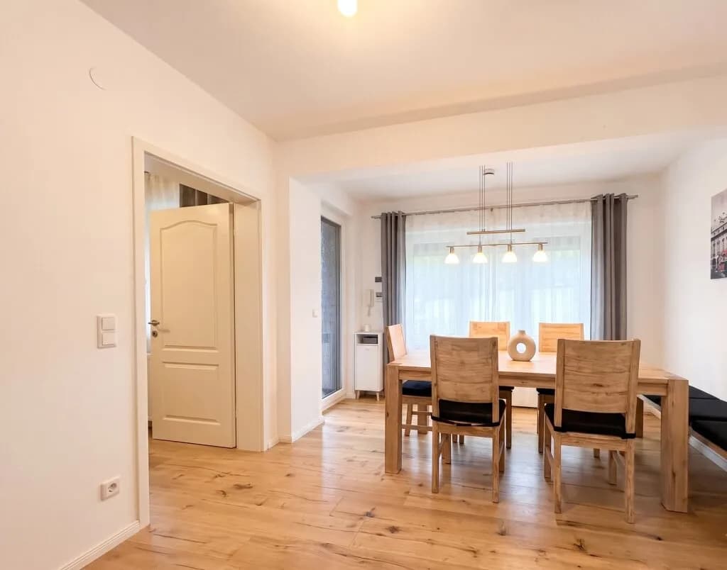 7-Zimmer-Immobilie kaufen in Baden – 243,85 m², € 899.000 – Bild 6 von 20