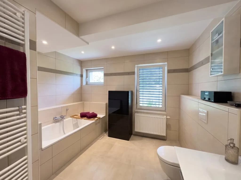 7-Zimmer-Immobilie kaufen in Baden – 243,85 m², € 899.000 – Bild 9 von 20