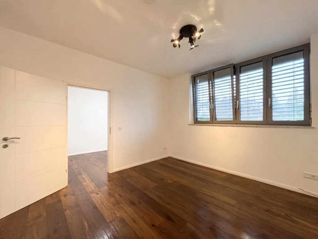 7-Zimmer-Immobilie kaufen in Baden – 243,85 m², € 899.000 – Bild 14 von 20