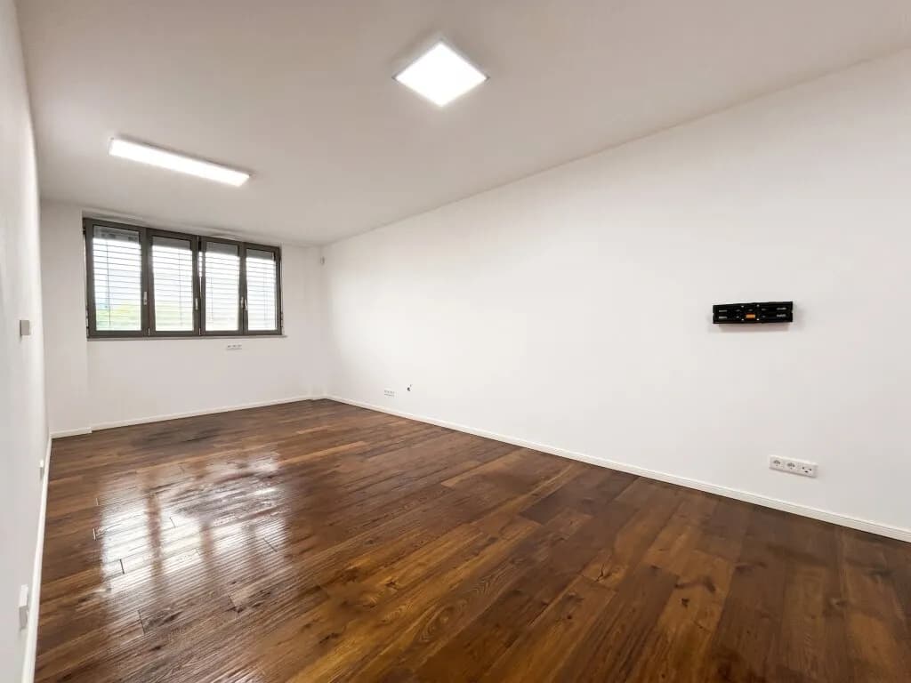 7-Zimmer-Immobilie kaufen in Baden – 243,85 m², € 899.000 – Bild 15 von 20
