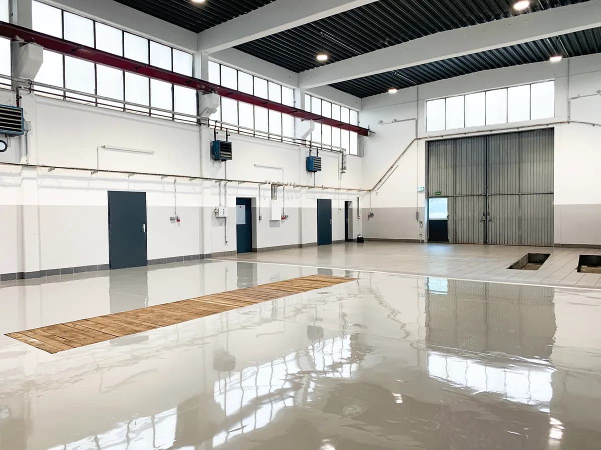 Gewerbeimmobilie mieten in Linz – 325 m², € 4.353 – Bild 2 von 32
