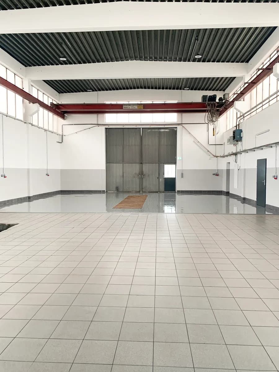 Gewerbeimmobilie mieten in Linz – 325 m², € 4.353 – Bild 4 von 32
