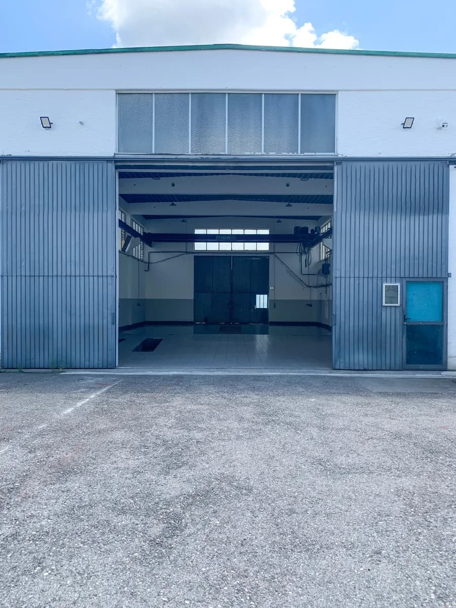 Gewerbeimmobilie mieten in Linz – 325 m², € 4.353 – Bild 7 von 32