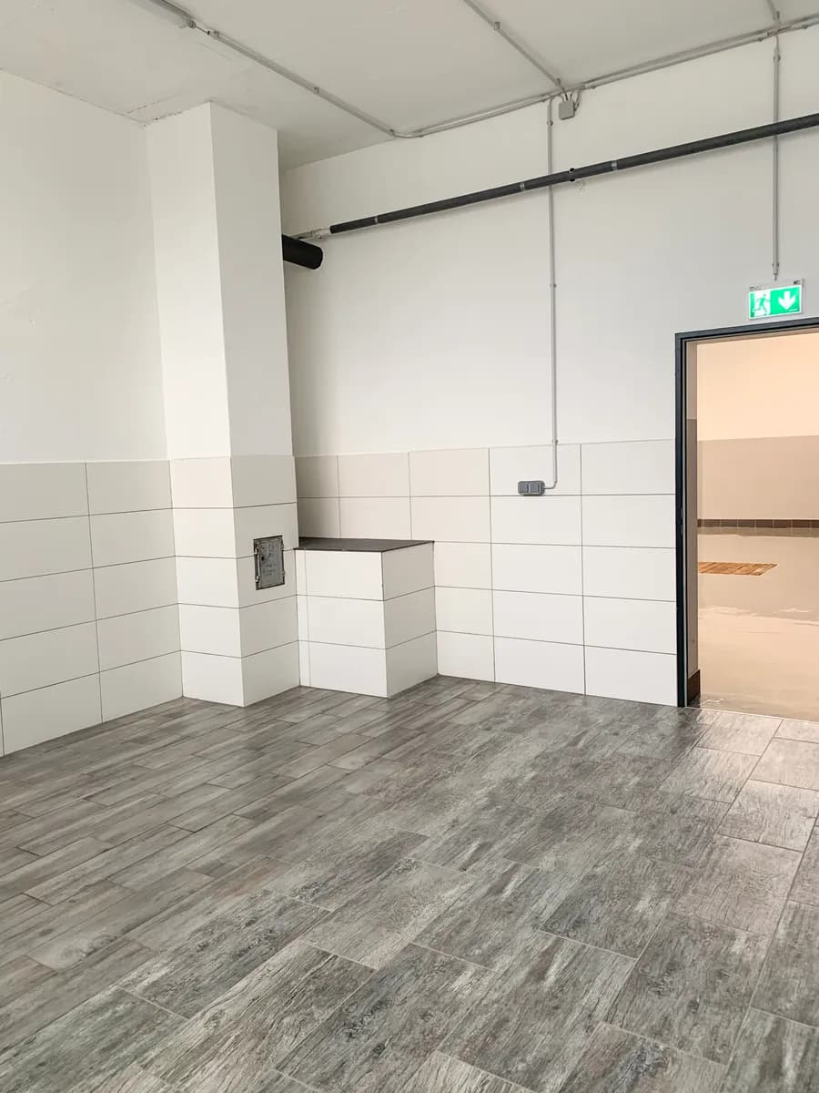 Gewerbeimmobilie mieten in Linz – 325 m², € 4.353 – Bild 10 von 32