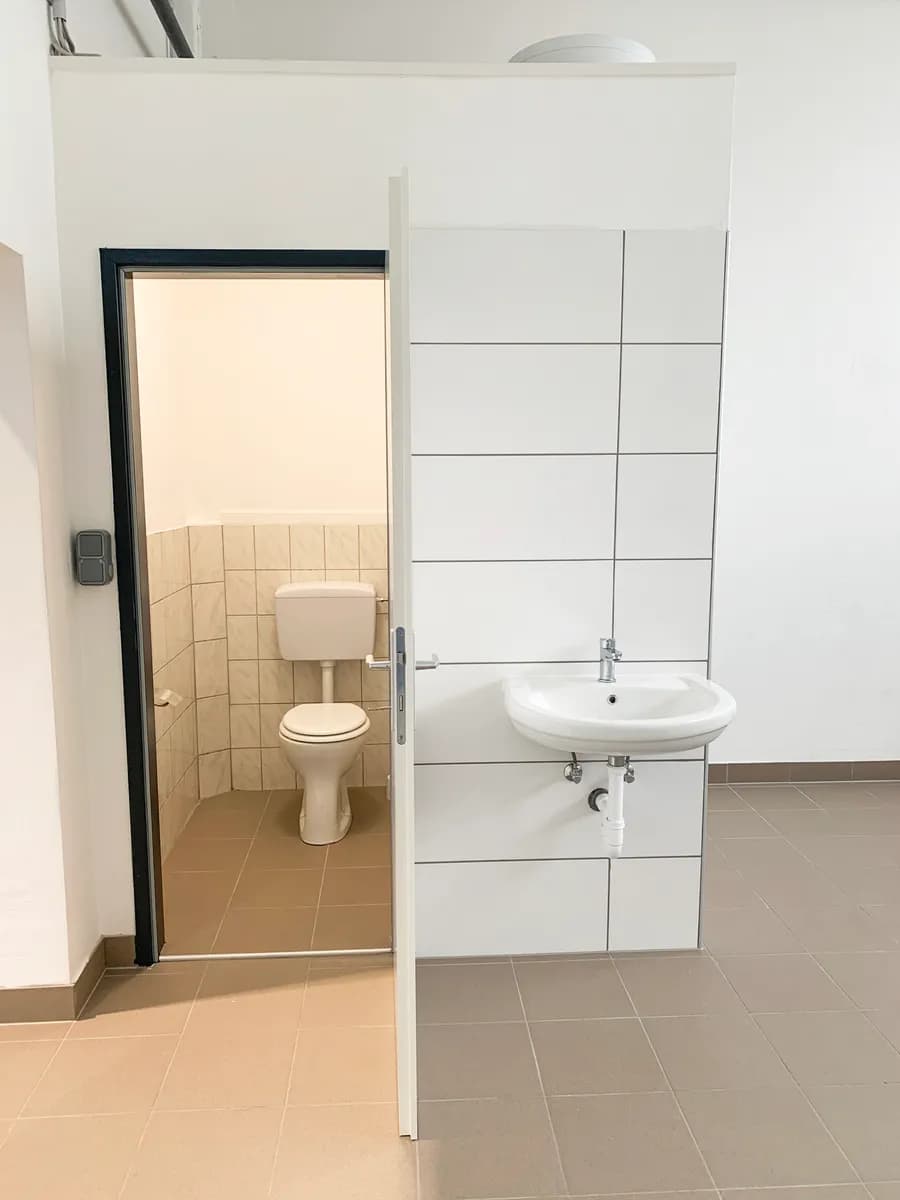 Gewerbeimmobilie mieten in Linz – 325 m², € 4.353 – Bild 18 von 32