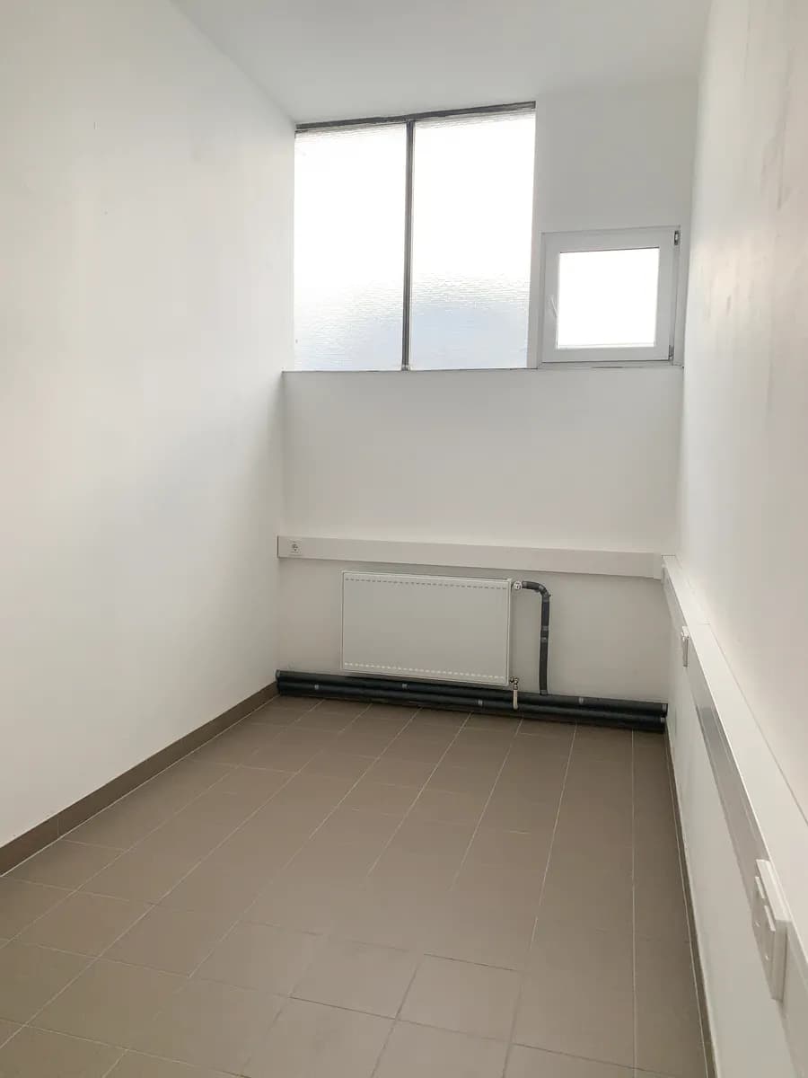 Gewerbeimmobilie mieten in Linz – 325 m², € 4.353 – Bild 24 von 32