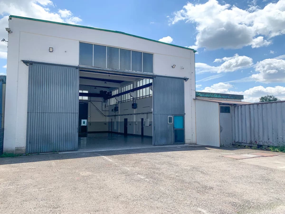 Gewerbeimmobilie mieten in Linz – 325 m², € 4.353 – Bild 30 von 32