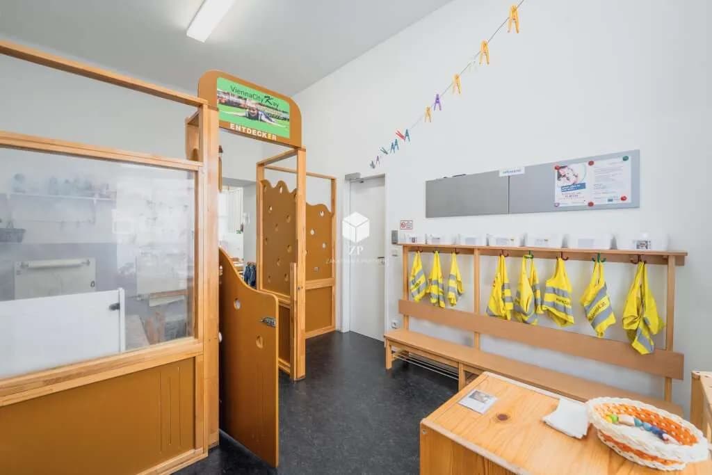 4-Zimmer-Gewerbeimmobilie mieten in Wien – 81 m², € 2.333 – Bild 3 von 40