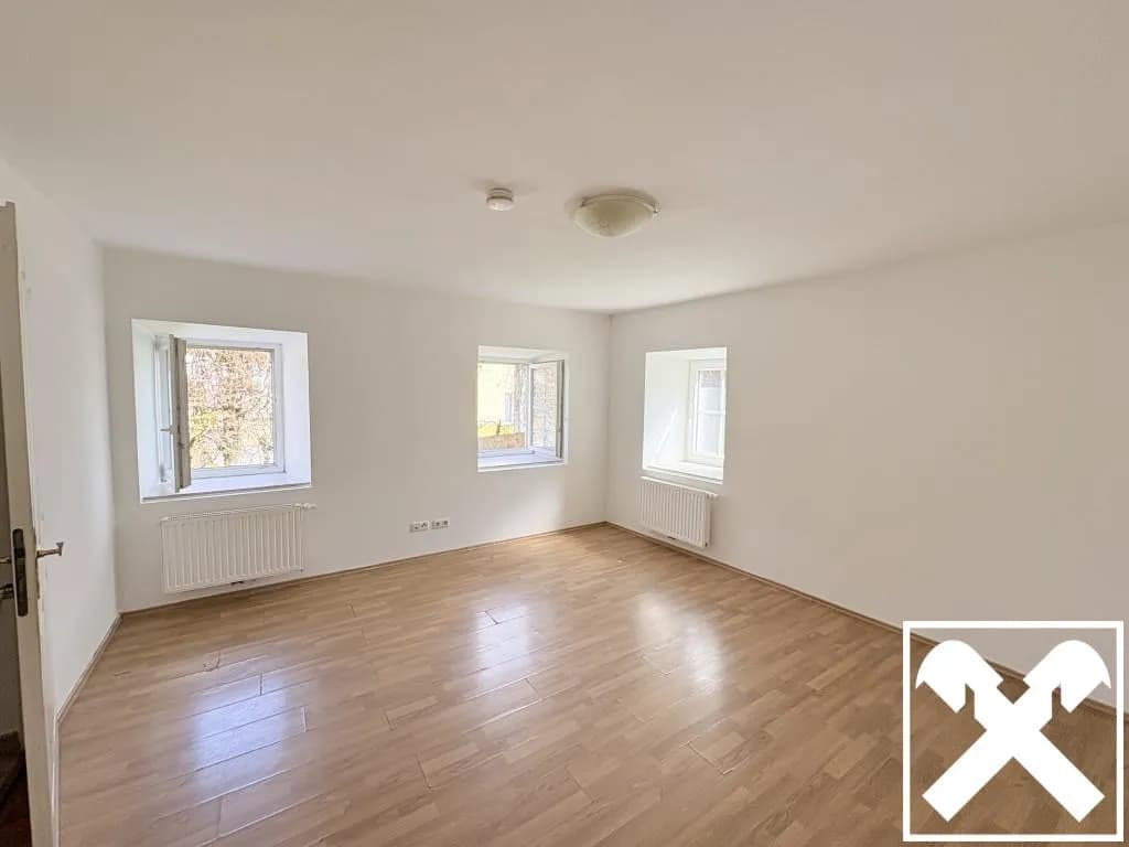 11-Zimmer-Haus kaufen in Gmunden – 260 m², € 350.000 – Bild 3 von 16