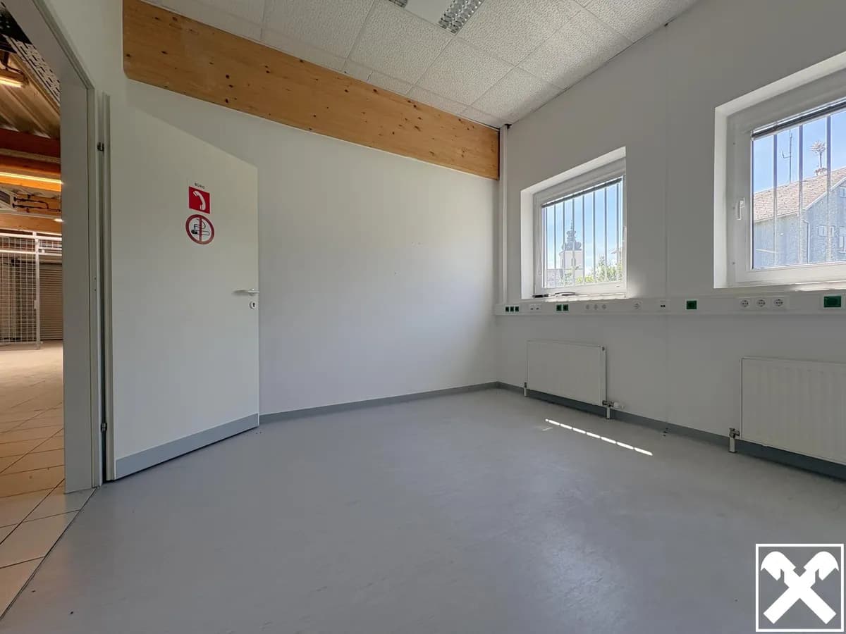 Immobilie mieten in Wels-Land – 836 m², € 4.338 – Bild 4 von 17