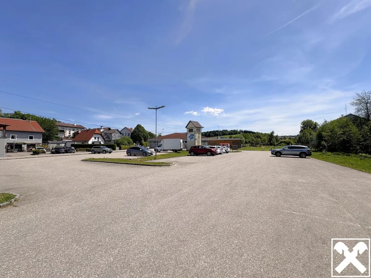 Immobilie mieten in Wels-Land – 836 m², € 4.338 – Bild 15 von 17