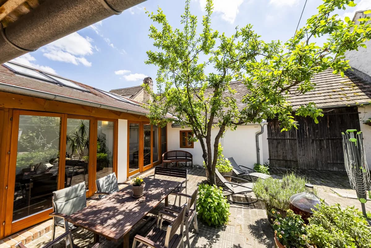 7-Zimmer-Haus kaufen in Mistelbach – 207 m², € 780.000
