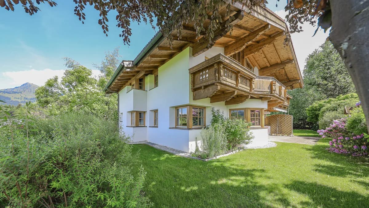 5-Zimmer-Haus kaufen in Kitzbühel – 147 m², € 1.975.000 – Bild 2 von 30