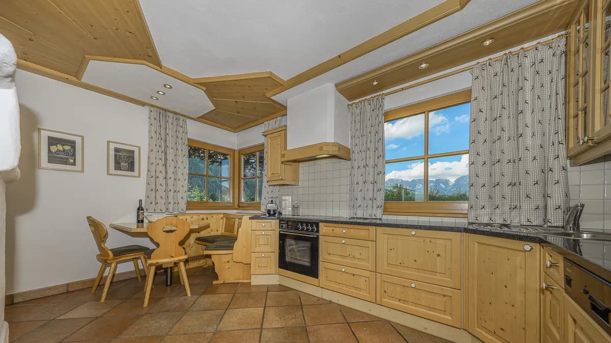 5-Zimmer-Haus kaufen in Kitzbühel – 147 m², € 1.975.000 – Bild 12 von 30