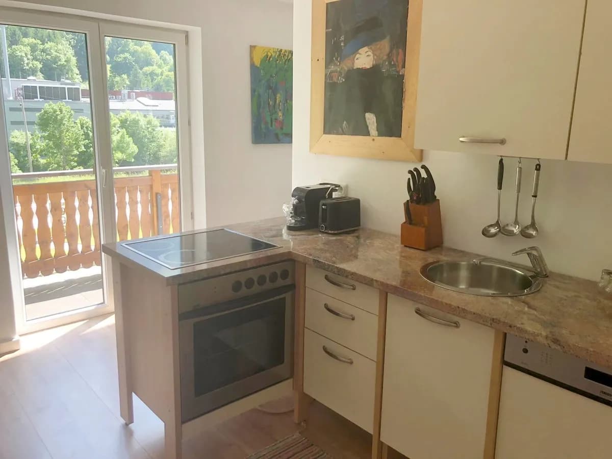7-Zimmer-Gewerbeimmobilie kaufen in Vöcklabruck – 160 m², € 795.000 – Bild 9 von 17