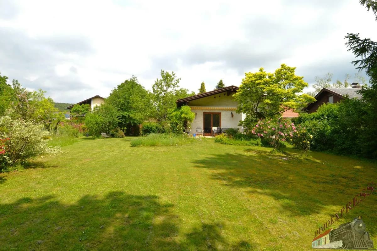 Grundstück kaufen in Wiener Neustadt Land – 1 884 m², € 690.000