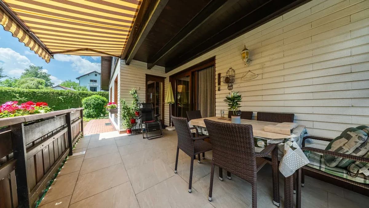 8-Zimmer-Haus kaufen in Vöcklabruck – 230 m², € 520.000 – Bild 5 von 39