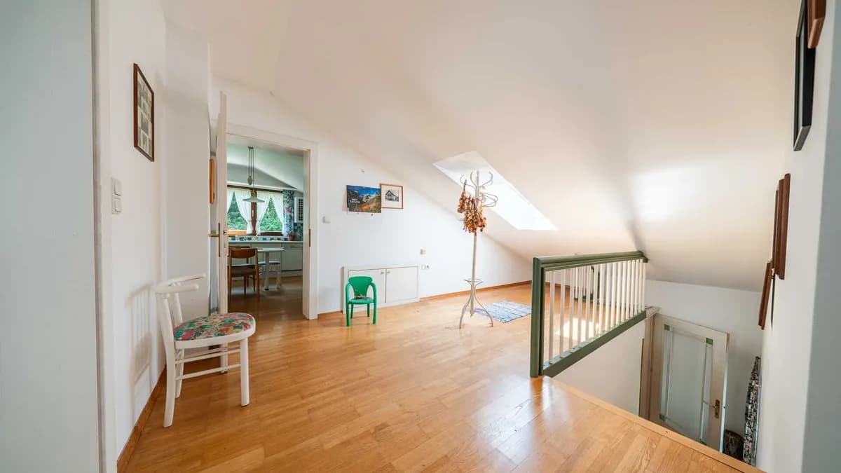 8-Zimmer-Haus kaufen in Vöcklabruck – 230 m², € 520.000 – Bild 14 von 39