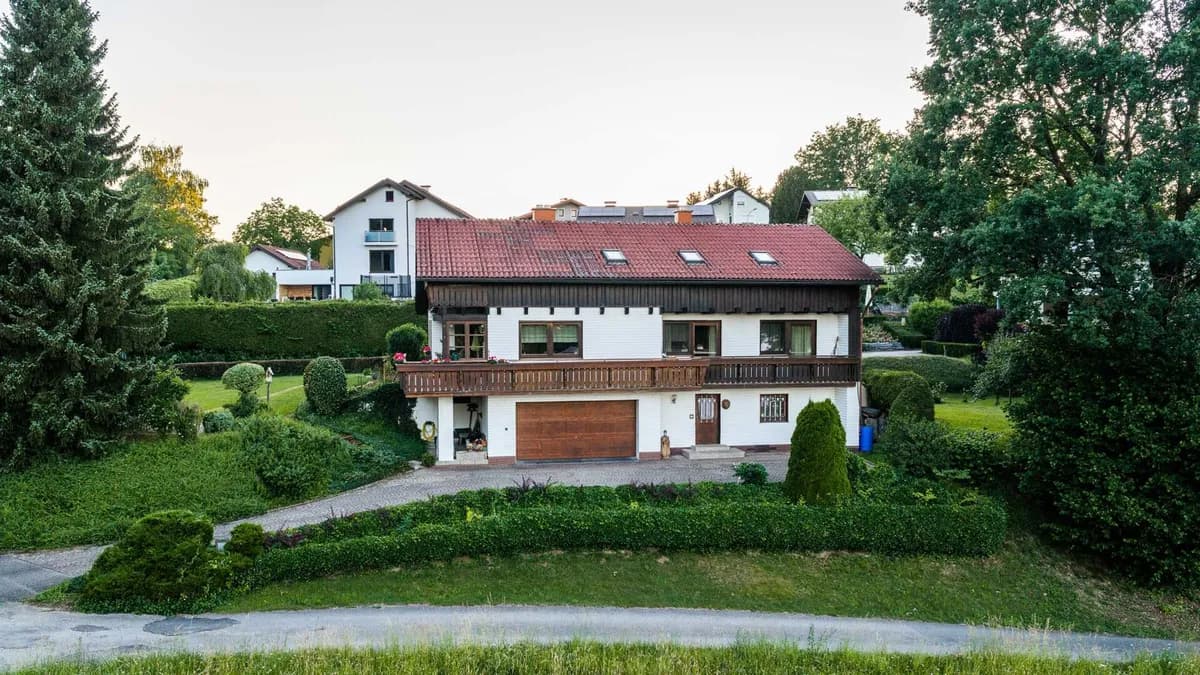 8-Zimmer-Haus kaufen in Vöcklabruck – 230 m², € 520.000 – Bild 27 von 39