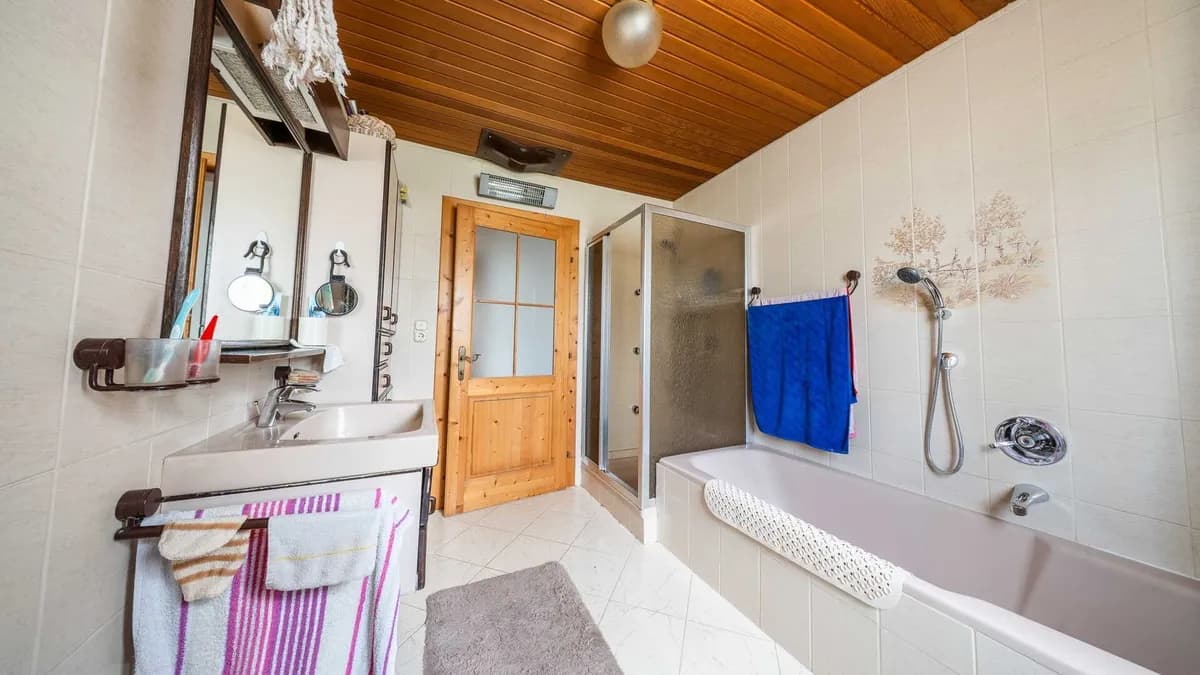 8-Zimmer-Haus kaufen in Vöcklabruck – 230 m², € 520.000 – Bild 28 von 39
