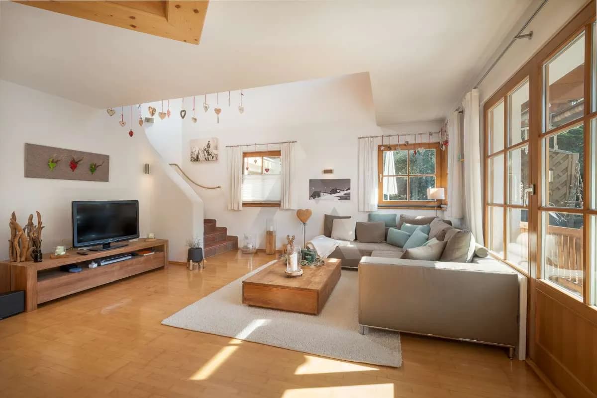 7-Zimmer-Wohnung kaufen in Kitzbühel – 147 m², € 1.975.000 – Bild 1 von 9