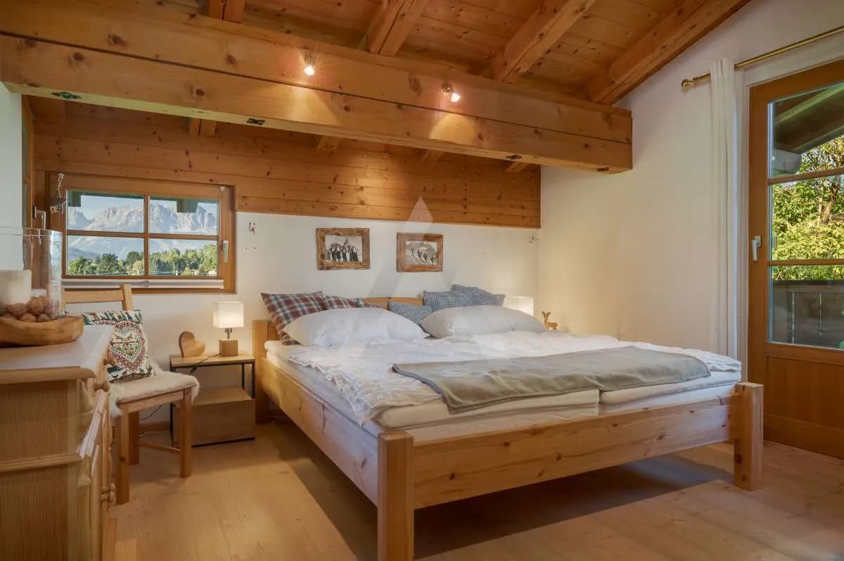 7-Zimmer-Wohnung kaufen in Kitzbühel – 147 m², € 1.975.000 – Bild 5 von 9