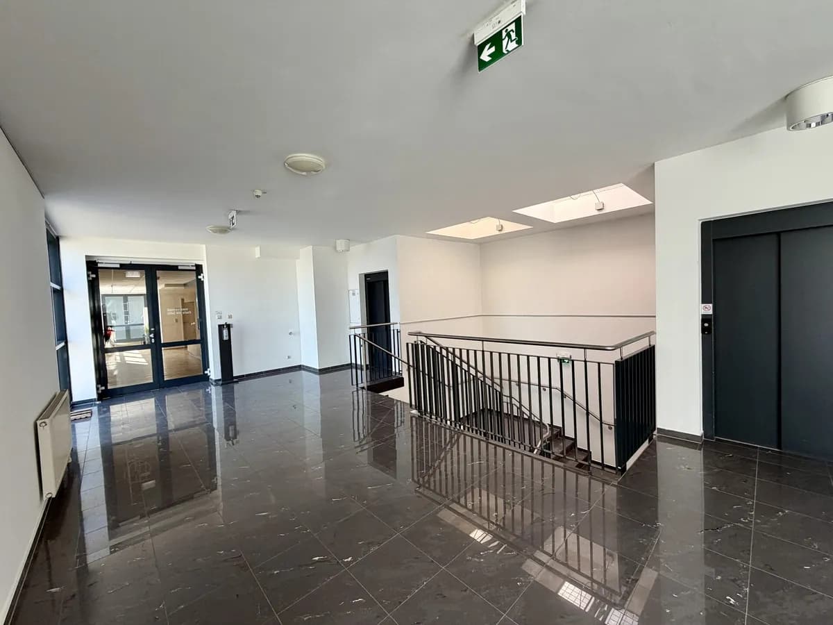 Gewerbeimmobilie mieten in Graz-Umgebung – 5 055 m², € 8 – Bild 3 von 12