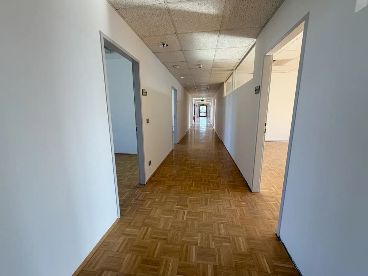 Gewerbeimmobilie mieten in Graz-Umgebung – 5 055 m², € 8 – Bild 7 von 12