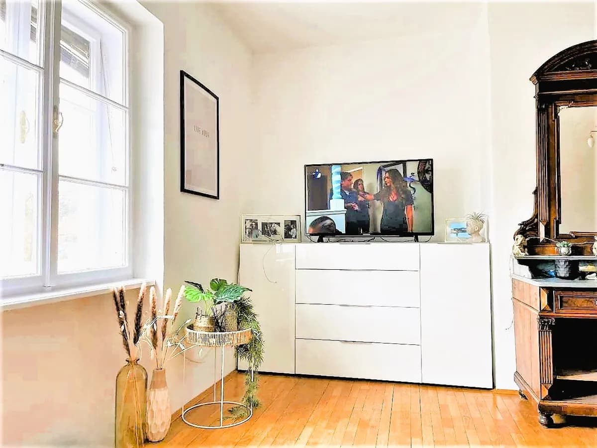 2-Zimmer-Wohnung mieten in Leoben – 47 m², € 485 – Bild 2 von 12