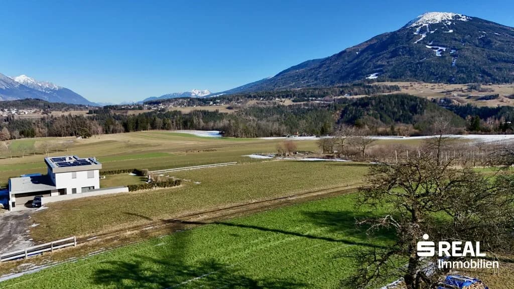 Grundstück kaufen in Innsbruck-Land – 780 m², € 990.000 – Bild 3 von 9