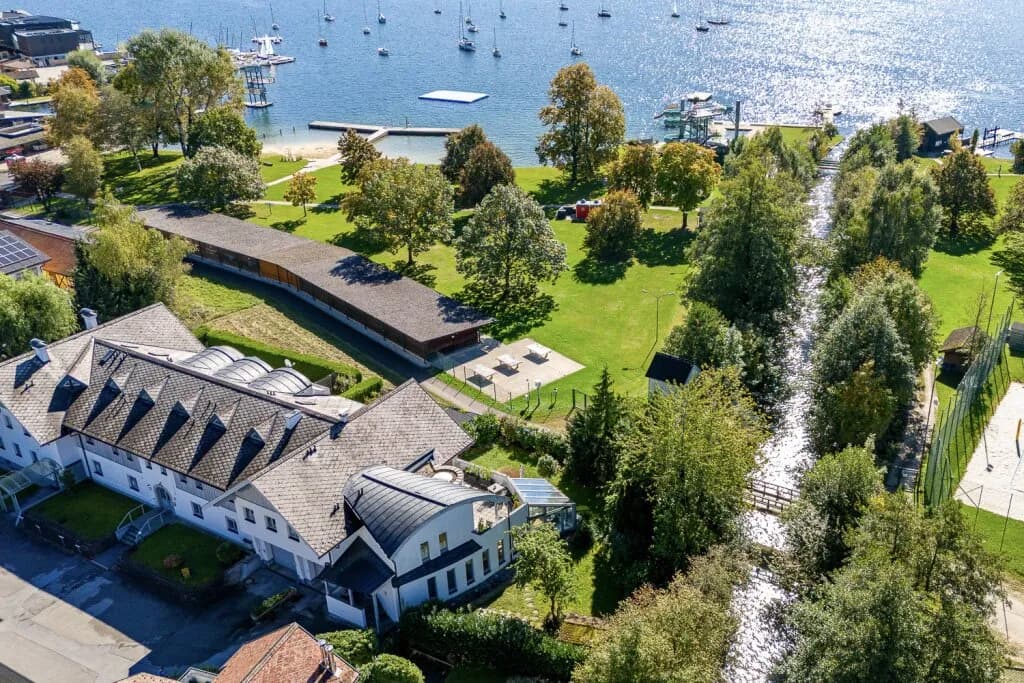 6-Zimmer-Haus kaufen in Vöcklabruck – 270 m², € 1.380.000