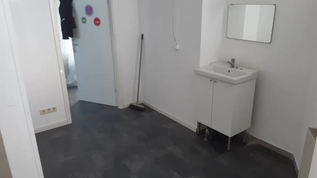 Gewerbeimmobilie mieten in Linz Land – 41 m², € 486 – Bild 4 von 8