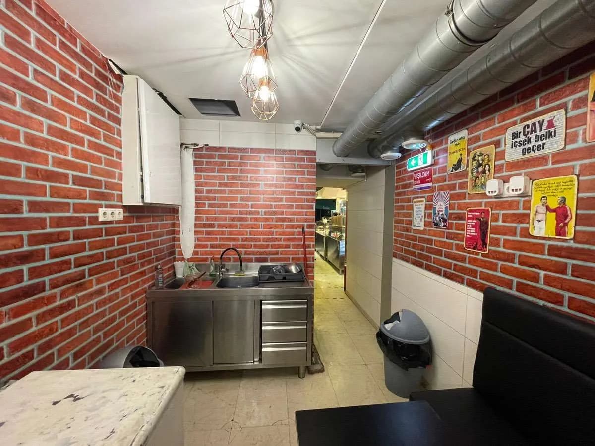 Gewerbeimmobilie mieten in Wien – 37 m², € 3.000 – Bild 12 von 13