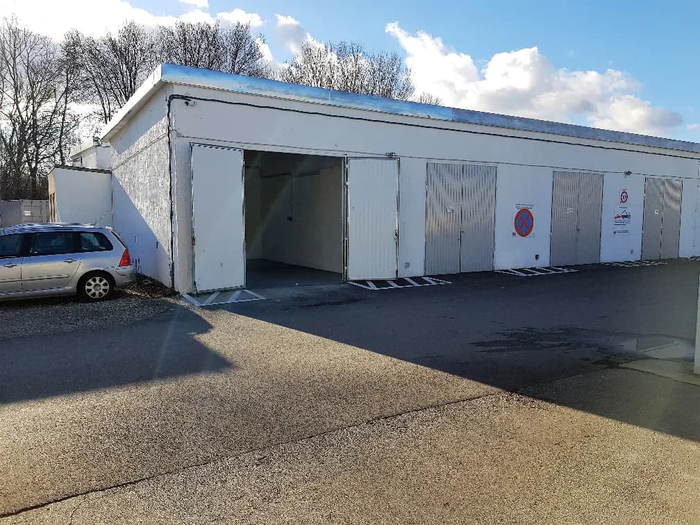 Gewerbeimmobilie mieten in Wiener Neustadt Land – 36 m², € 449 – Bild 2 von 3
