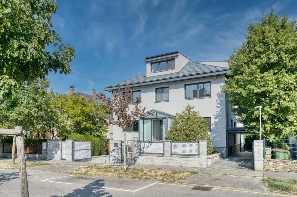 9-Zimmer-Haus kaufen in Wien – 360 m², € 2.480.000 – Bild 33 von 39